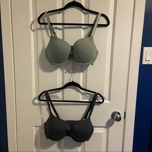 36DD La vie en rose bras. Light moss green and dark grey with lace back.